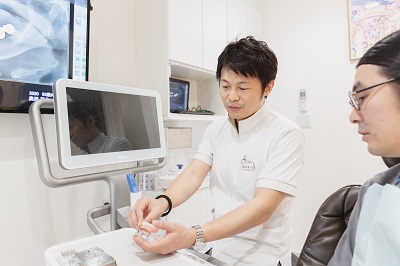 豊富な選択肢から、あなたにぴったりの入れ歯を